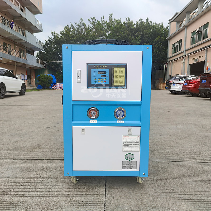 工業(yè)冷水機